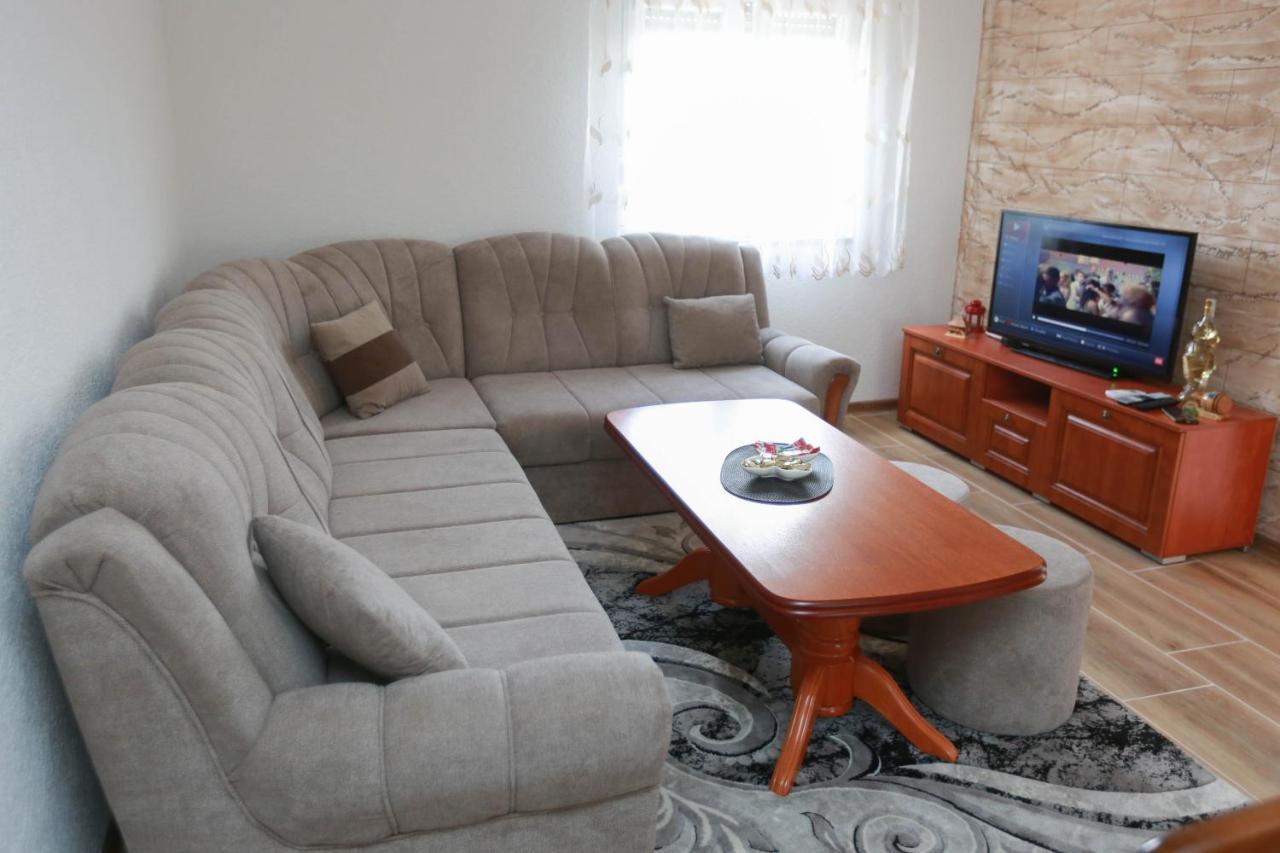 Apartman Vlacic Trebinje Eksteriør billede